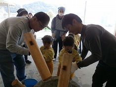 ☆　もちつき　☆