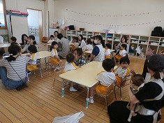 ☆　なかよし参観（２歳児）　☆